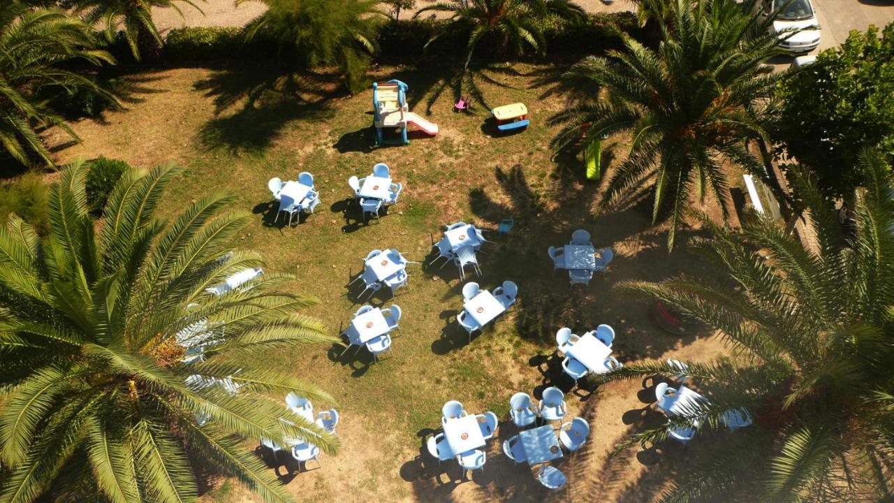 Hotel Narcisi Roseto Degli Abruzzi Esterno foto